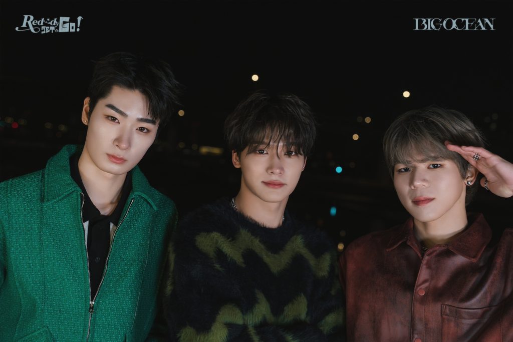 1 rs 컨셉포토3 단체 red dy set go! (로고)